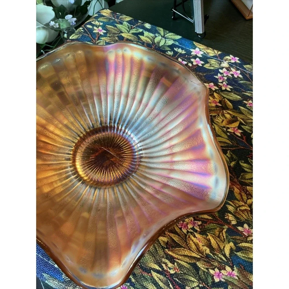 Antique FENTON Stippled Rays Amethyst Carnival Round Crimped Bowl‎ 8